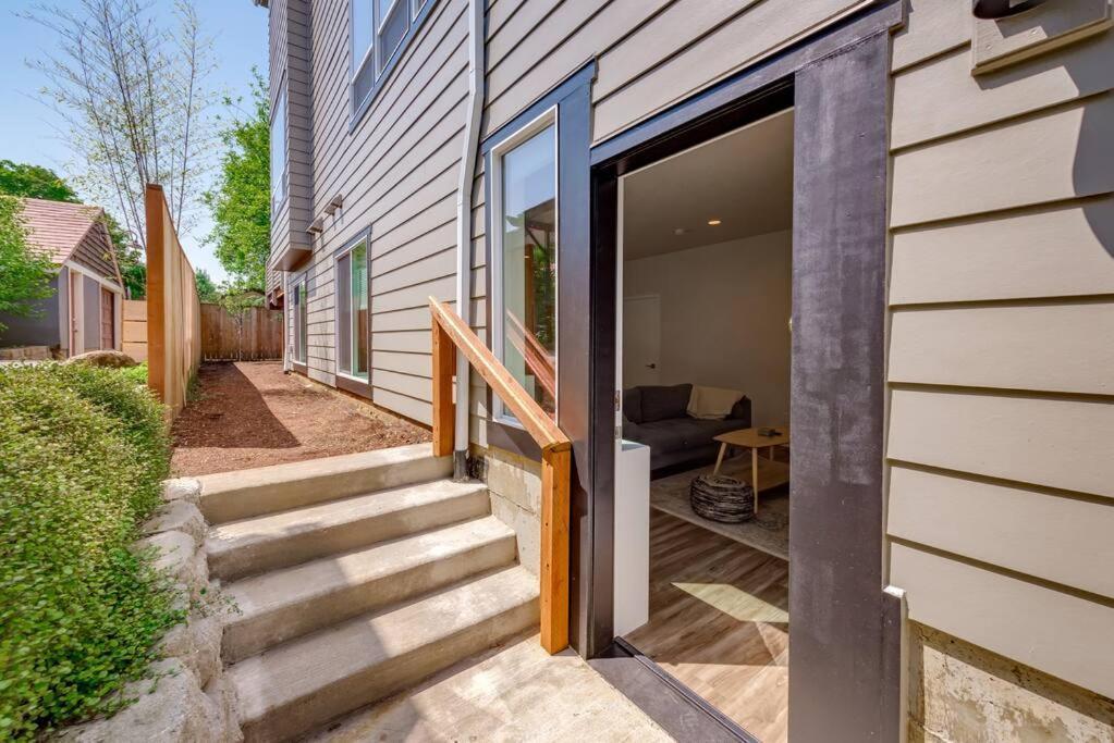 Walkable Apt Next To Restaurants, Bars, And Shops! Portland Exteriör bild