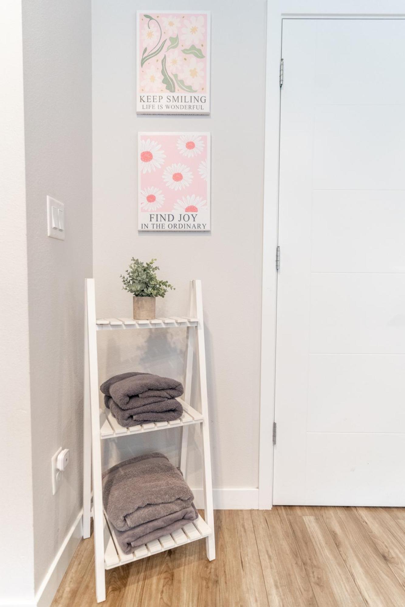 Walkable Apt Next To Restaurants, Bars, And Shops! Portland Exteriör bild